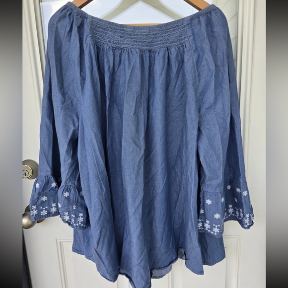 Terra Sky Chambray Blouse 2X Plus Blue Off-Shoulder Women FlareSleeve Embroidery - Picture 11 of 11